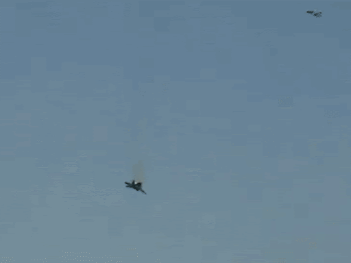 कुवैत में अमेरिका का फाइटर जेट क्रैश हो गया।