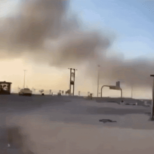 अमेरिकी फाइटर पायलट ने जेट से कूद कर अपनी जान बचाई।