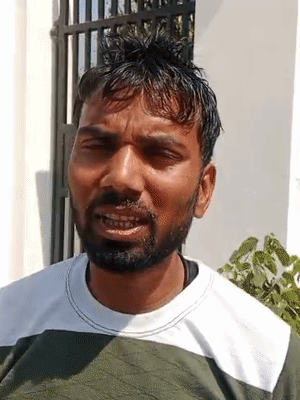 पति विमलेश ने बताया- अस्पताल की दो नर्सें विमला और चंद्रा ने उनकी पत्नी के साथ मारपीट की।