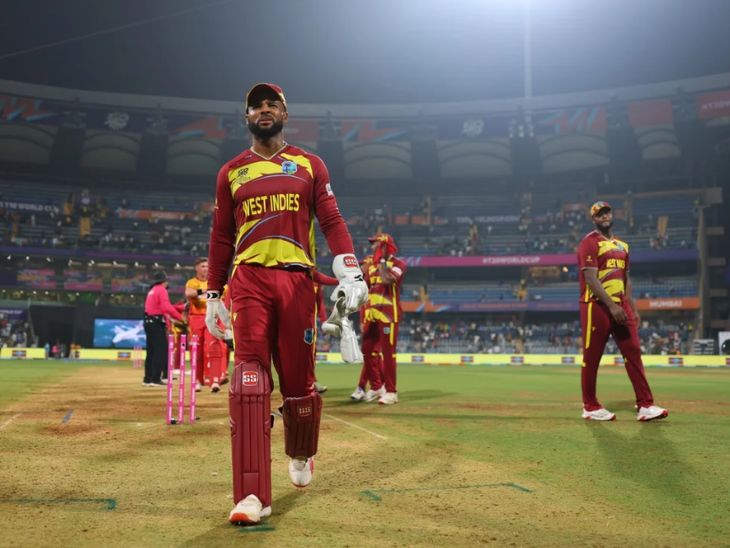 वेस्टइंडीज ने ग्रुप स्टेज में सभी मैच जीते, लेकिन टीम सुपर-8 में 2 मैच हारकर सेमीफाइनल की रेस से बाहर हो गई।