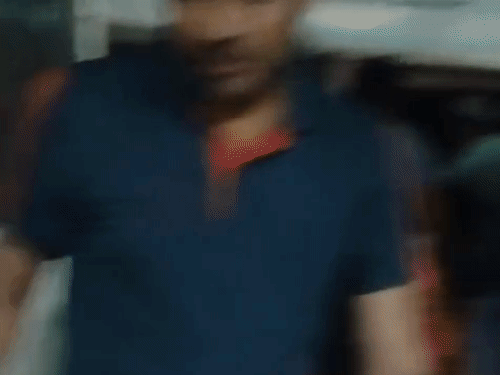 भाई रोहित पांडेय ने बताया कि आपसी कहासुनी में भाई को लोगी मार दी।