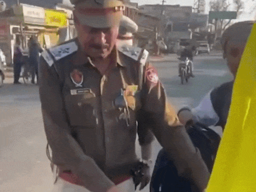 जालंधर के युवक की AK-47 वाली बाइक पकड़ी:  होला मोहल्ला पर जाते हुए पुलिस ने रोका, शाहकोट का रहने वाला, बेल्डिंग का करता है काम – Jalandhar News
