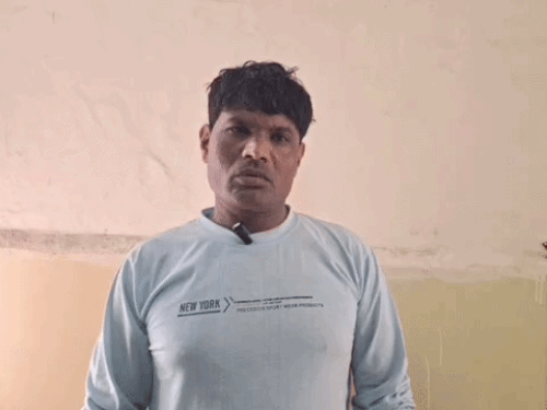 जानकारी देते हुए सोनू।