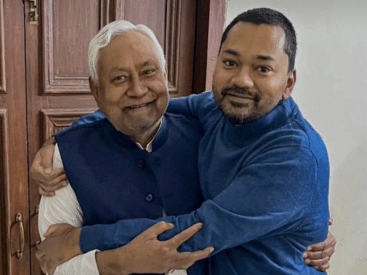 निशांत कुमार नीतीश कुमार के इकलौता पुत्र हैं। उन्होंने बीआईटी मेसरा से इंजीनियरिंग की है। राजनीति से अब तक दूर रहे हैं।