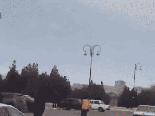 अजरबैजान के एयरपोर्ट टर्मिनल पर ड्रोन हमला हुआ।