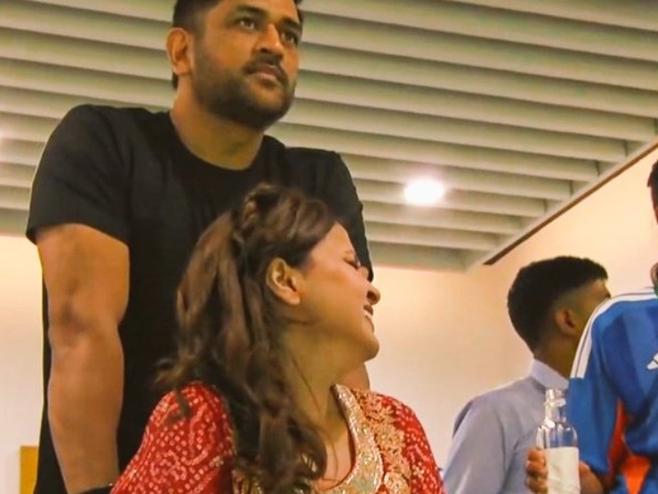 IND vs ENG: भारत-इंग्लैंड का T20 सेमीफाइनल मैच देखने पहुंचे सेलेब्स, वरुण-अनिल कपूर आए नजर