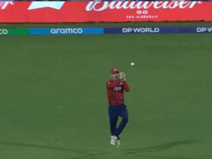 हैरी ब्रुक ने सैमसन को 15 रन पर जीवनदान दिया। इसके बाद उन्होंने 89 रन की पारी खेली।