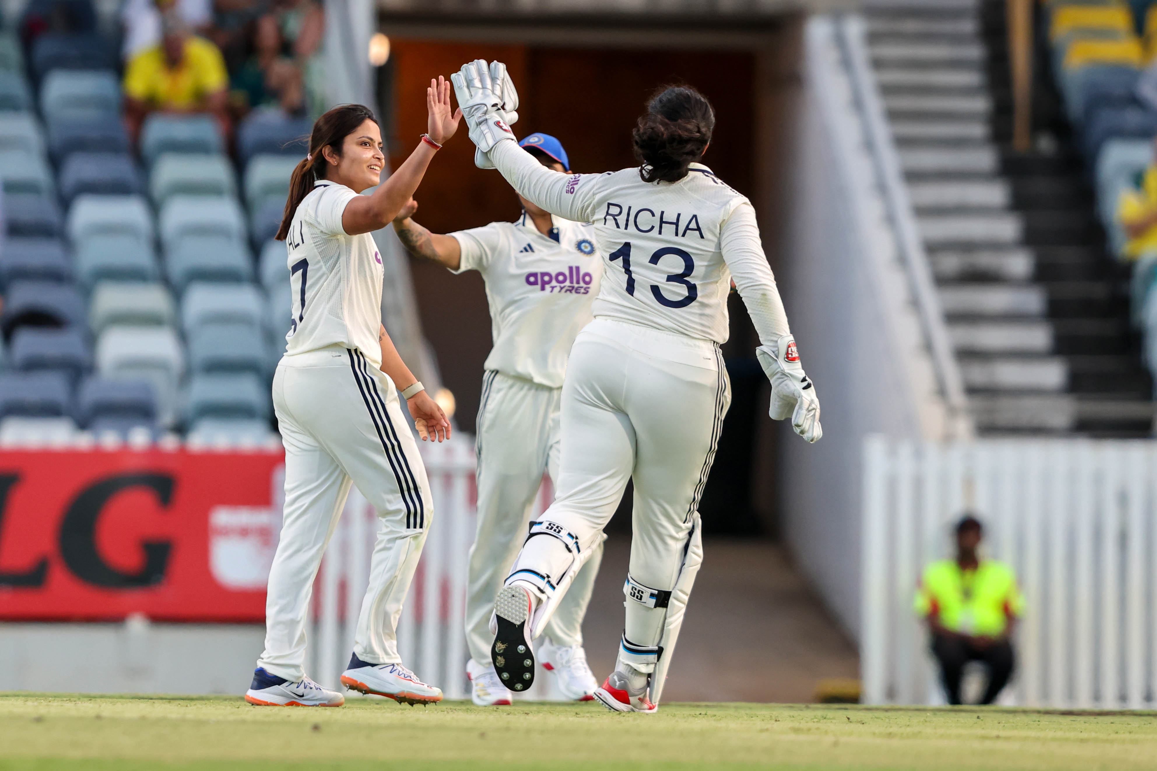 भारत की तरफ से सायली सतघरे ने 50 रन देकर 4 विकेट लिए।