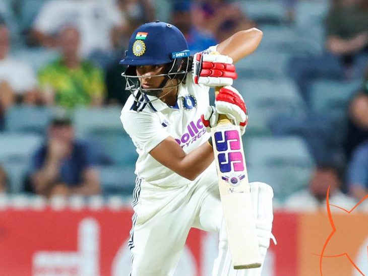 दूसरी पारी में सिर्फ प्रतिका रावल ही 20 रन का आंकड़ा पार कर सकी।