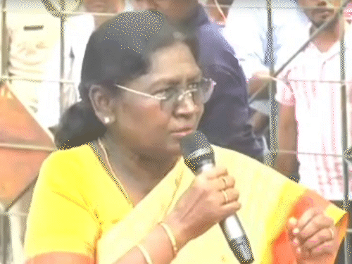 पश्चिम बंगाल में राष्ट्रपति द्रौपदी मुर्मू ने 9वें अंतरराष्ट्रीय संथाल कॉन्फ्रेंस में संबोधित किया। - Dainik Bhaskar