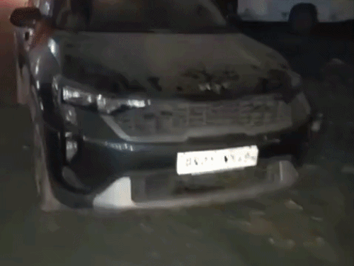 इसकी कार में मिले थे दो लोगों के शव