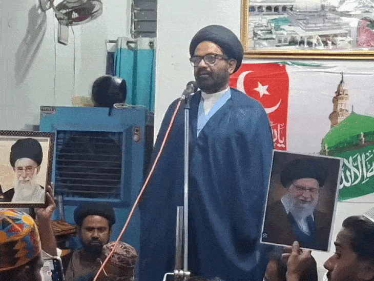 भोपाल में जलसा-ए-शहादत में अमेरिका-इजराइल मुर्दाबाद के नारे: मौलाना ने ट्रंप पर की आपत्तिजनक टिप्पणी, पोस्टरों को पैरों से कुचला - Bhopal News सैयद अजहर हुसैन रिजवी