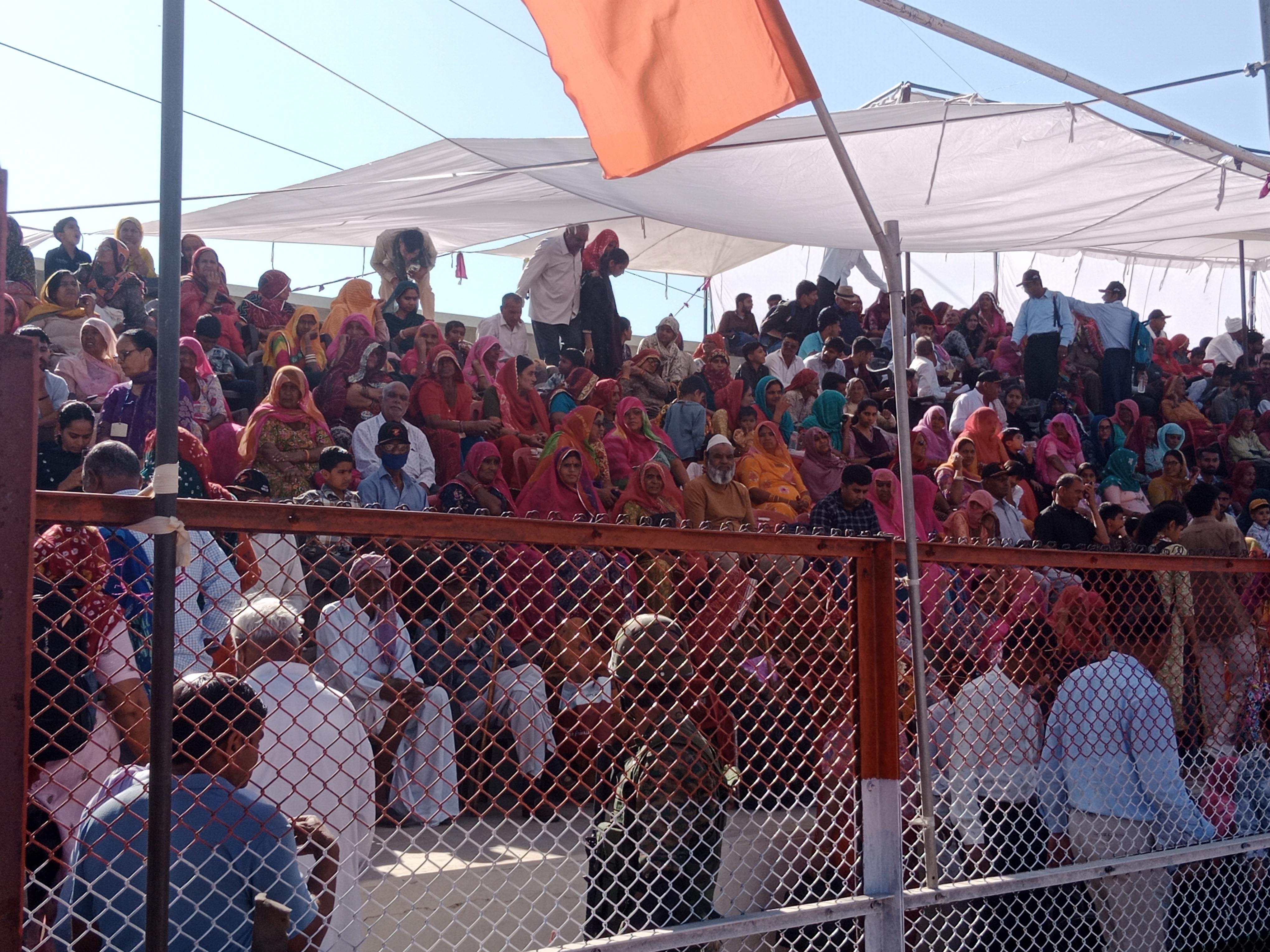 गौरव सेनानी समारोह में वीर नारी व वीरांगनाओं ने हिस्सा लिया।