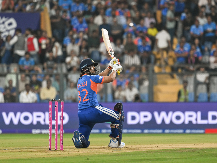 भारत ने अमेरिका के खिलाफ टी-20 वर्ल्ड कप में अपना पहला मैच खेला। ईशान किशन ने मैच की चौथी गेंद पर ही सिक्स लगाया। यह इस टूर्नामेंट में भारत का पहला रन था।