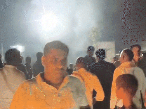 गांव में जश्न का माहौल।