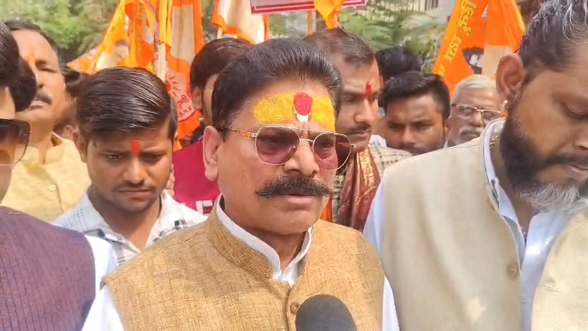 गोपाल राय ने कहा- मौलाना को फांसी हो, सीएम योगी का अपमान देश बर्दाश्त नहीं करेगा।