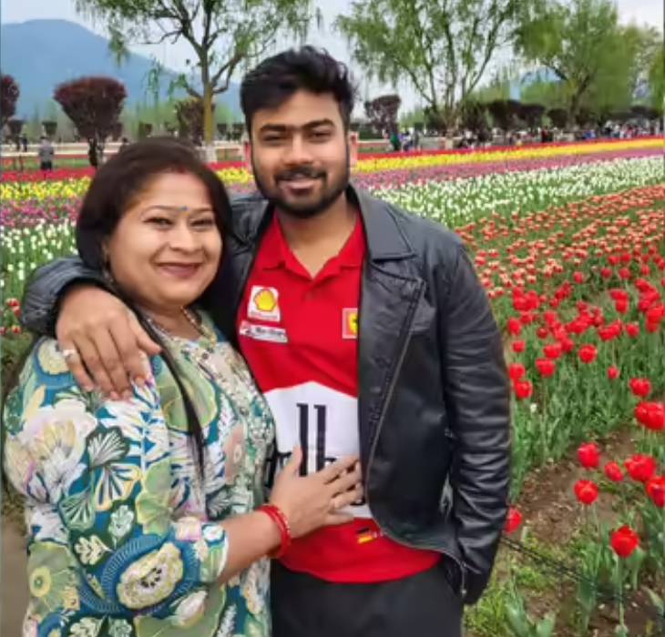 सार्थक के परिवार का कहना है कि अब तक उन्हें साफ जानकारी नहीं दी गई है कि वो किन हालात में लापता हुआ। न ही कोई CCTV फुटेज दिया गया है।