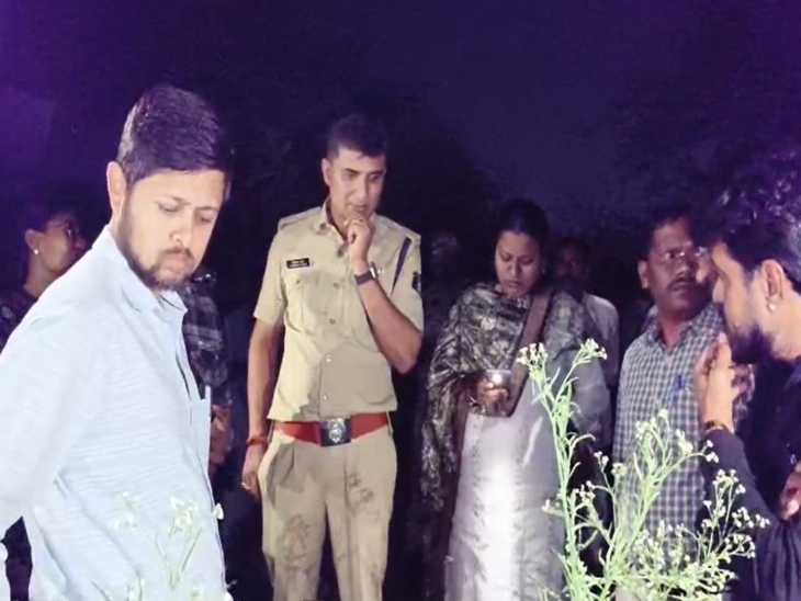 जानकारी मिलने पर पुलिस ने रेड मारकर कार्रवाई की।