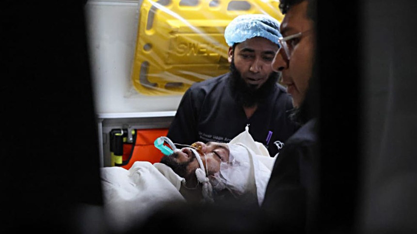 हादी को इलाज के लिए उन्हें सिंगापुर रेफर किया गया था, जहां उनकी मौत हो गई थी।