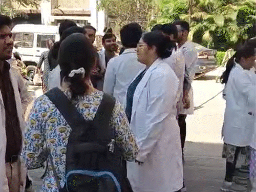प्रदेशभर के मेडिकल कॉलेजों में सामान्य ऑपरेशन टल सकते हैं।