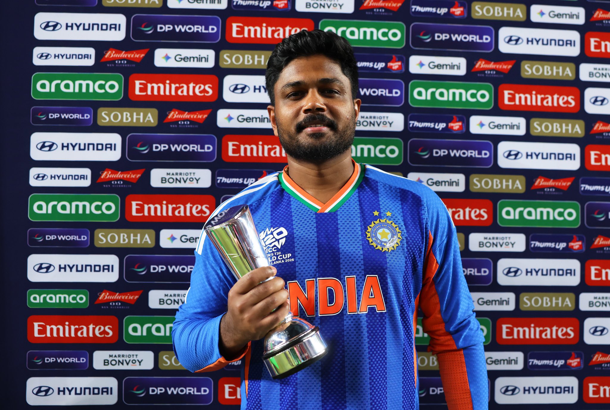 संजू सैमसन ने 5 मैचों में 321 रन बनाए।