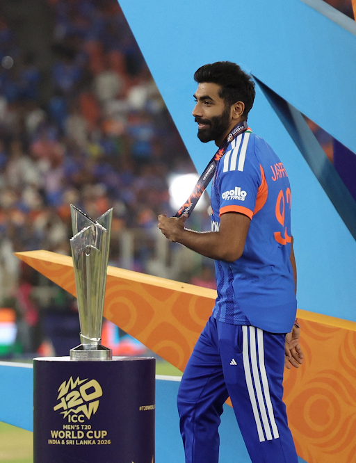 जसप्रीत बुमराह ने न्यूजीलैंड के खिलाफ टी-20 फाइनल मैच में 15 रन देकर 4 विकेट लिए।