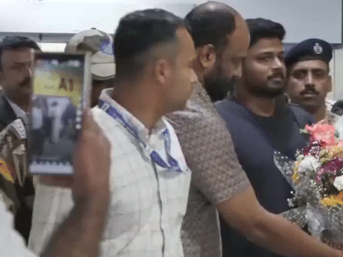 संजू सैमसन अपने शहर तिरुवनंतपुरम पहुंचे।