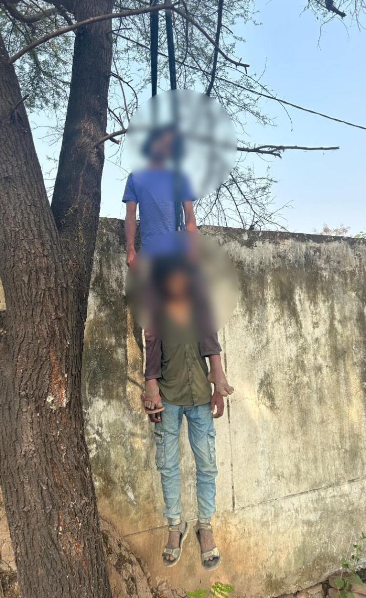 दोनों दोस्तों ने बर्थडे सेलिब्रेट किया था। अगले दिन सुबह पेड़ पर लटका शव मिला।