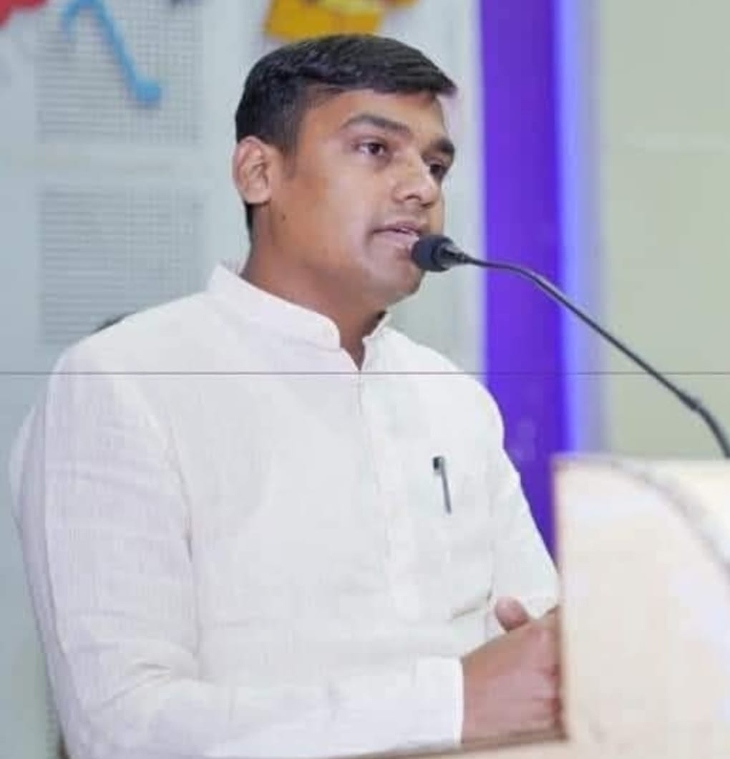 शिकायतकर्ता अंकित गौरहा