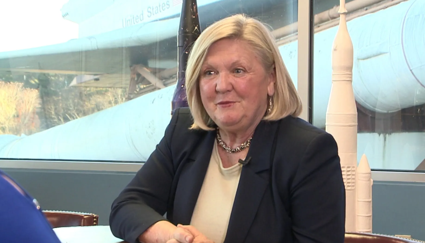 बार्नहार्ट ने 1972 में अपने करियर की शुरुआत की थी।