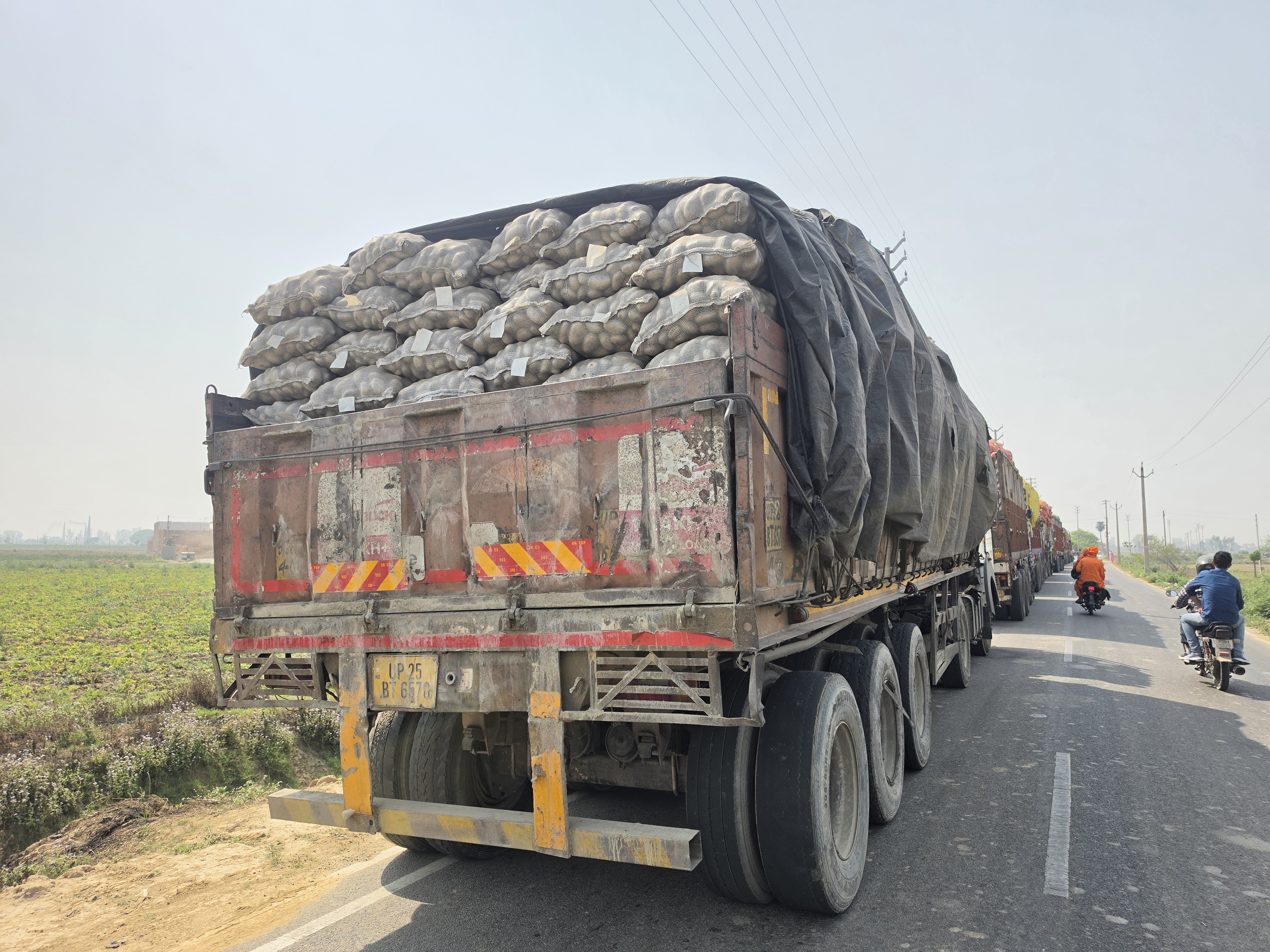 Sambhal Cold Storage License Warning | Official Threatens Action