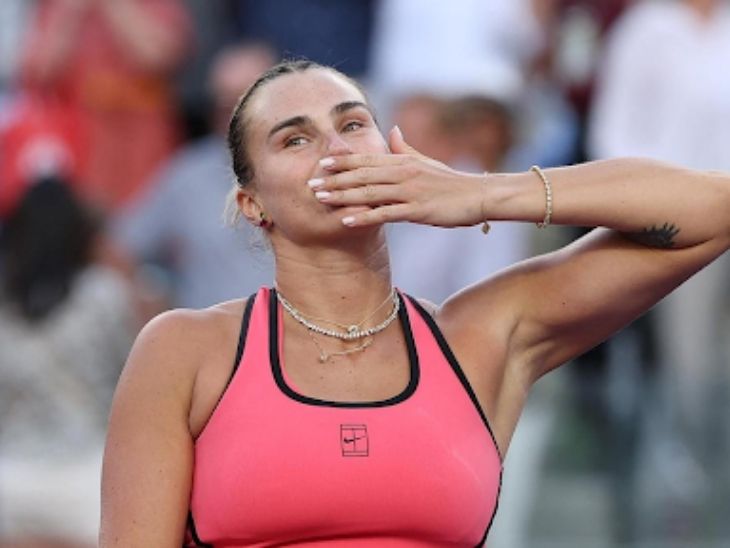 आर्यना सबालेंका इंडियन वेल्स में पिछले चार साल में दो बार उपविजेता रहीं, जबकि एक बार विजेता बनी हैं। - Dainik Bhaskar