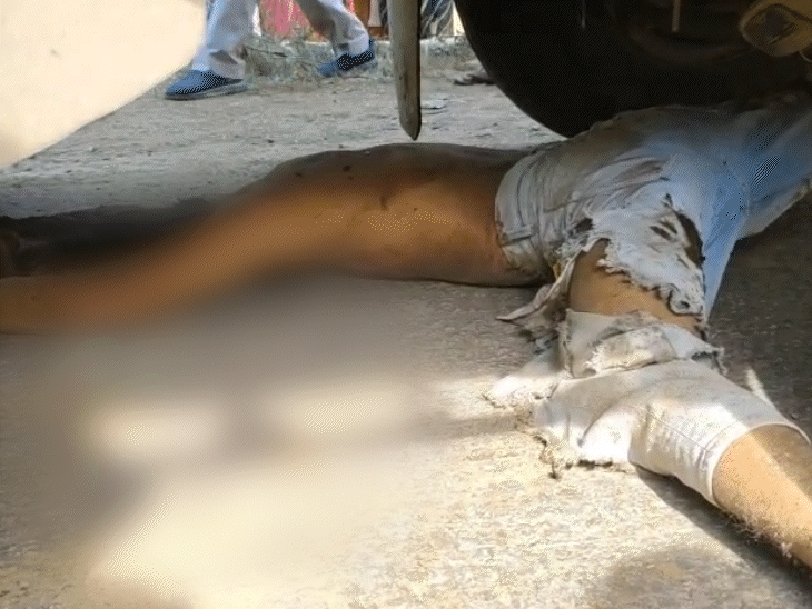 युवक ट्रक में फंसा हुआ घिसटता रहा, जिससे उसका सिर कुचल गया।