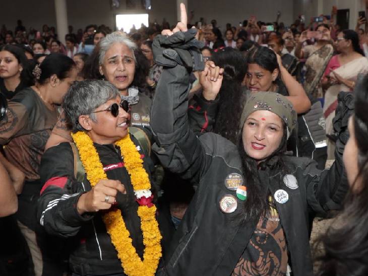 शनिवार को महिला राइडर्स भोपाल पहुंची और सफर का समापन हुआ। - Dainik Bhaskar