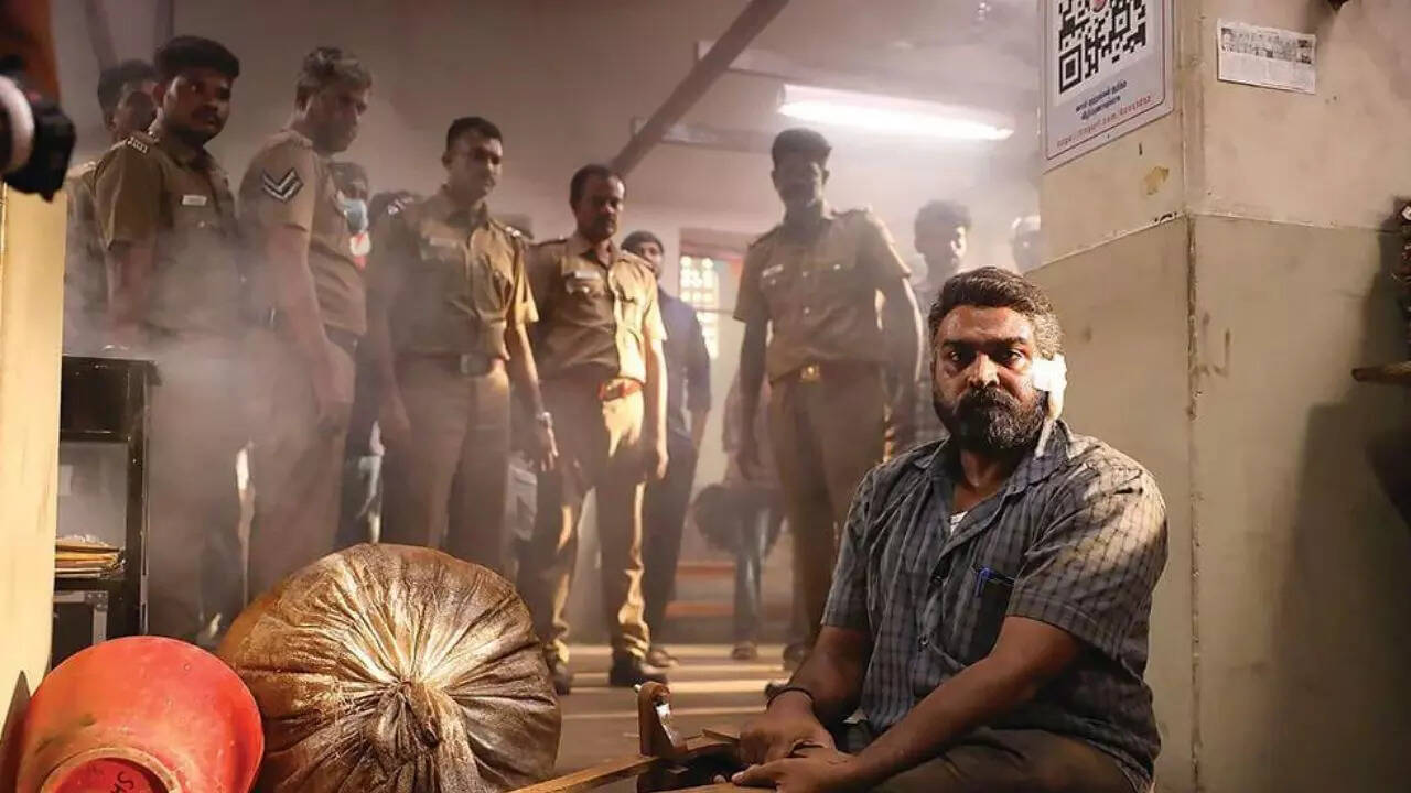 फिल्म ने बॉक्स ऑफिस पर 100 करोड़ रुपए से ज्यादा का कलेक्शन किया था।