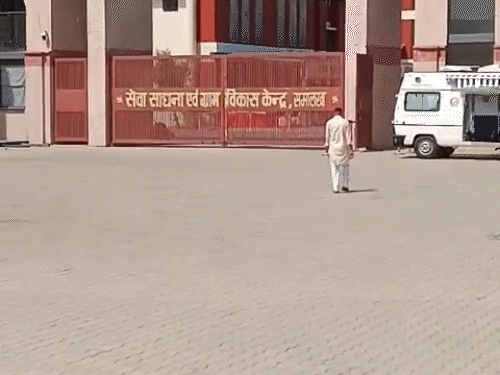 पानीपत के इसी साधना केंद्र में पैरलल मुख्यालय बनाने की तैयारी है।