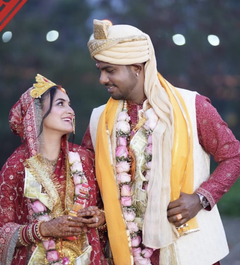 यश-श्वेता ने 4 फरवरी को उत्तर प्रदेश के नोएडा में परिवार और करीबी दोस्तों की मौजूदगी में सात फेरे लिए।