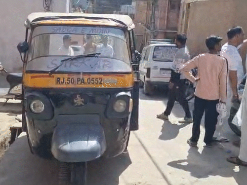 अजमेर की विवादित जमीनी सौदों में अली अकबर शामिल:  बोहरा समाज के कब्रिस्तान की भूमि, कब्जे को लेकर वक्फ ट्रिब्यूनल से स्टे – Ajmer News