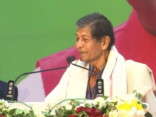 पूर्व गृहमंत्री ने की थी राष्ट्रीय अनुसूचित जनजाति आयोग से शिकायत।