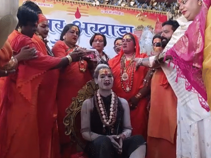 13-14 मार्च को काली नंद गिरी को महामंडलेश्वर बनाया गया।