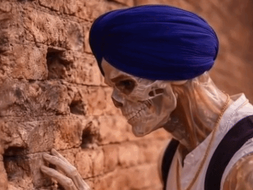 तीसरे दिन के प्लान की बात करते हुए जलियांवाला का जिक्र किया गया है।