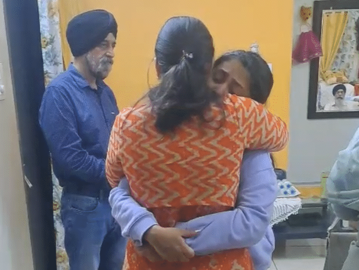 छात्र की डेडबॉडी देने कनाडा सरकार मांग रही 35 लाख: उज्जैन लाने के 10 लाख अलग लगेंगे; दो दिन पहले कार से कुचलकर हत्या हुई थी - Ujjain News गुरकीरत की असामयिक मौत से परिजन का बुरा हाल है।