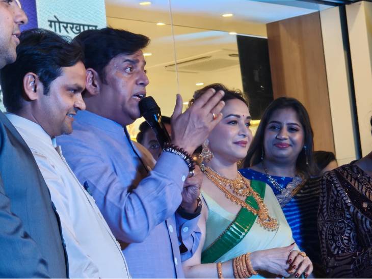 सांसद और एक्टर रवि किशन ने कहा- माधुरी मैम के बारे में सुनते ही मेरे पास फोन आने लगे कि मैम से हमे मिलवा दीजिए।