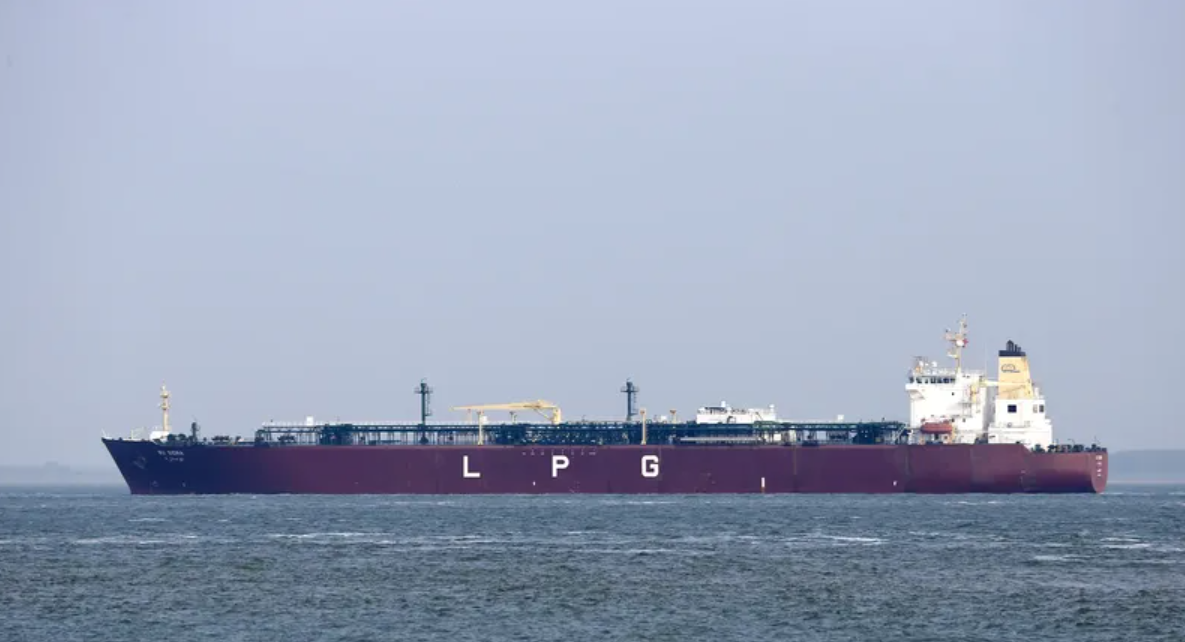 ईरान ने भारत के साथ डिप्लोमैटिक बातचीत के बाद 14 मार्च 2026 को जहाज के गुजरने को लेकर विशेष अनुमति दी थी।