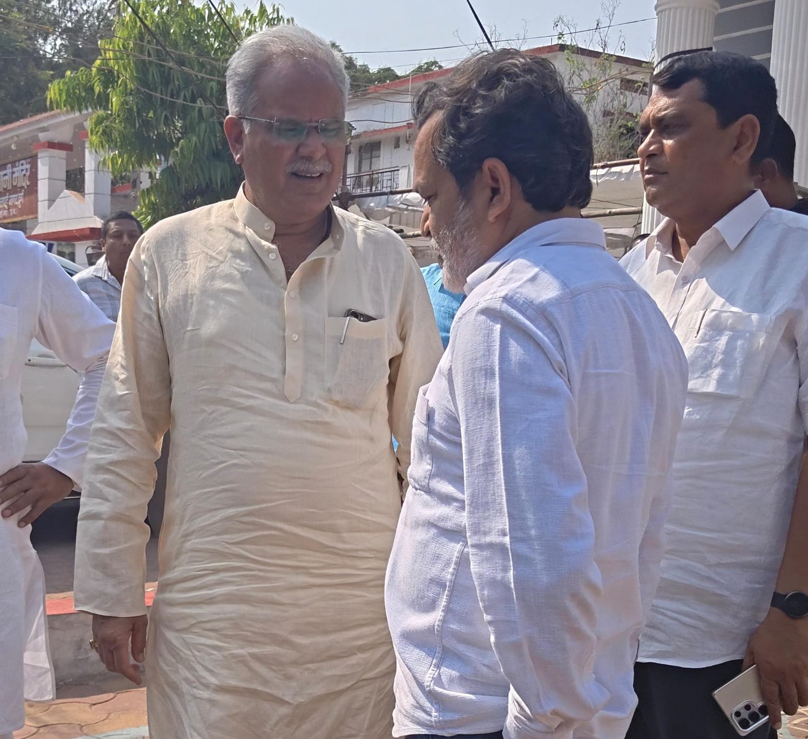 भिलाई में एक कार्यक्रम में पहुंचे पूर्व मुख्यमंत्री भूपेश बघेल।