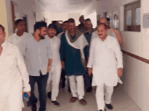 9 मार्च को राजकुमार ने कैबिनेट मंत्री दारा सिंह चौहान के साथ रील पोस्ट की थी।