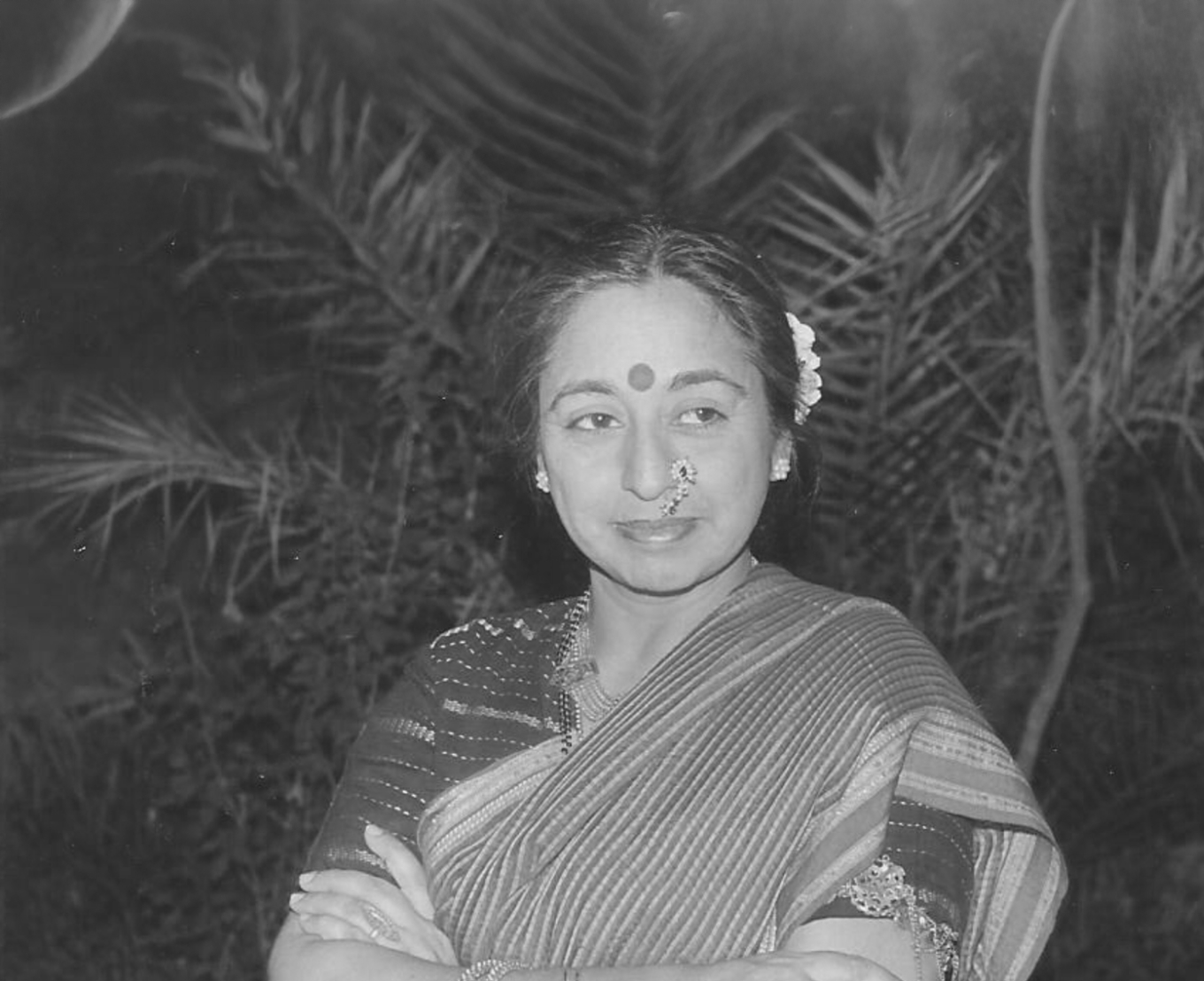 नवनींद्र को 1984 में ‘कुमारस्वामी’ शो के लिए आकाशवाणी बेस्ट राइटर अवॉर्ड मिला।