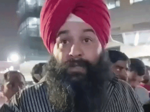 परिजन मनीष भाटिया ने आरोप लगाया कि अस्पाताल प्रंबधन की तरफ से उनको कोई संतोषजनक जबाव नही दिया गया।