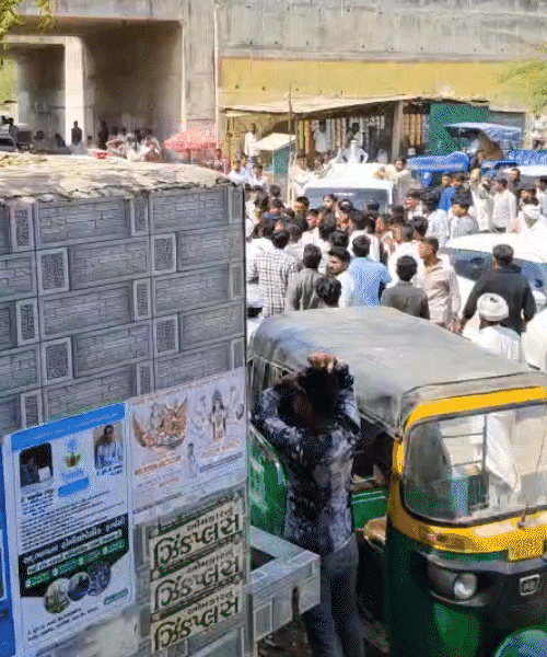 हंगामे से नेशनल हाईवे पर तीन किमी लंबा जाम लग गया।