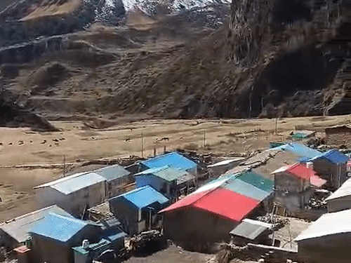 हिमालय की गोद में बसा पिथौरागढ़ का कुटी गांव।